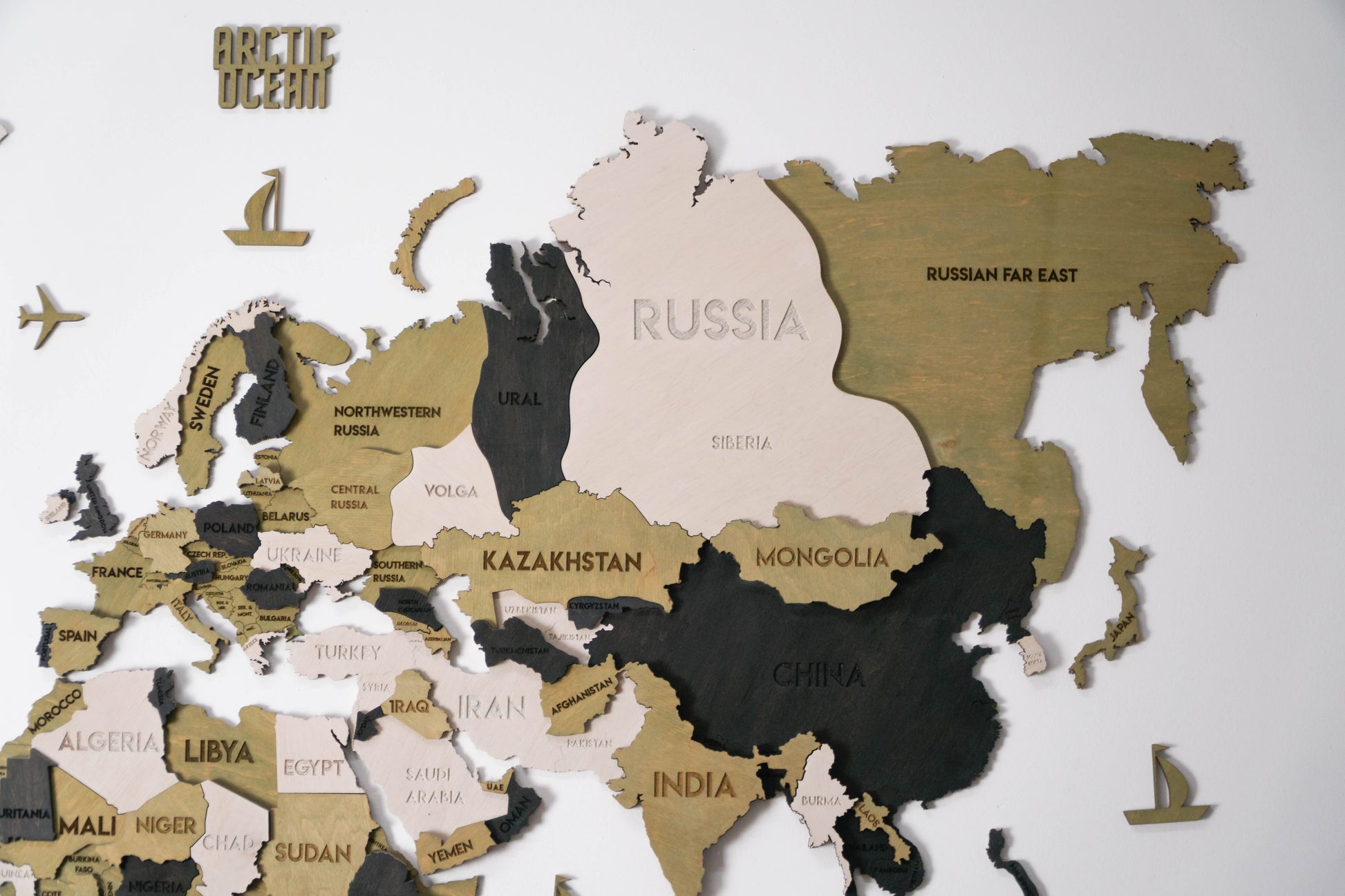 3D Wooden Multilayer world map color Verde