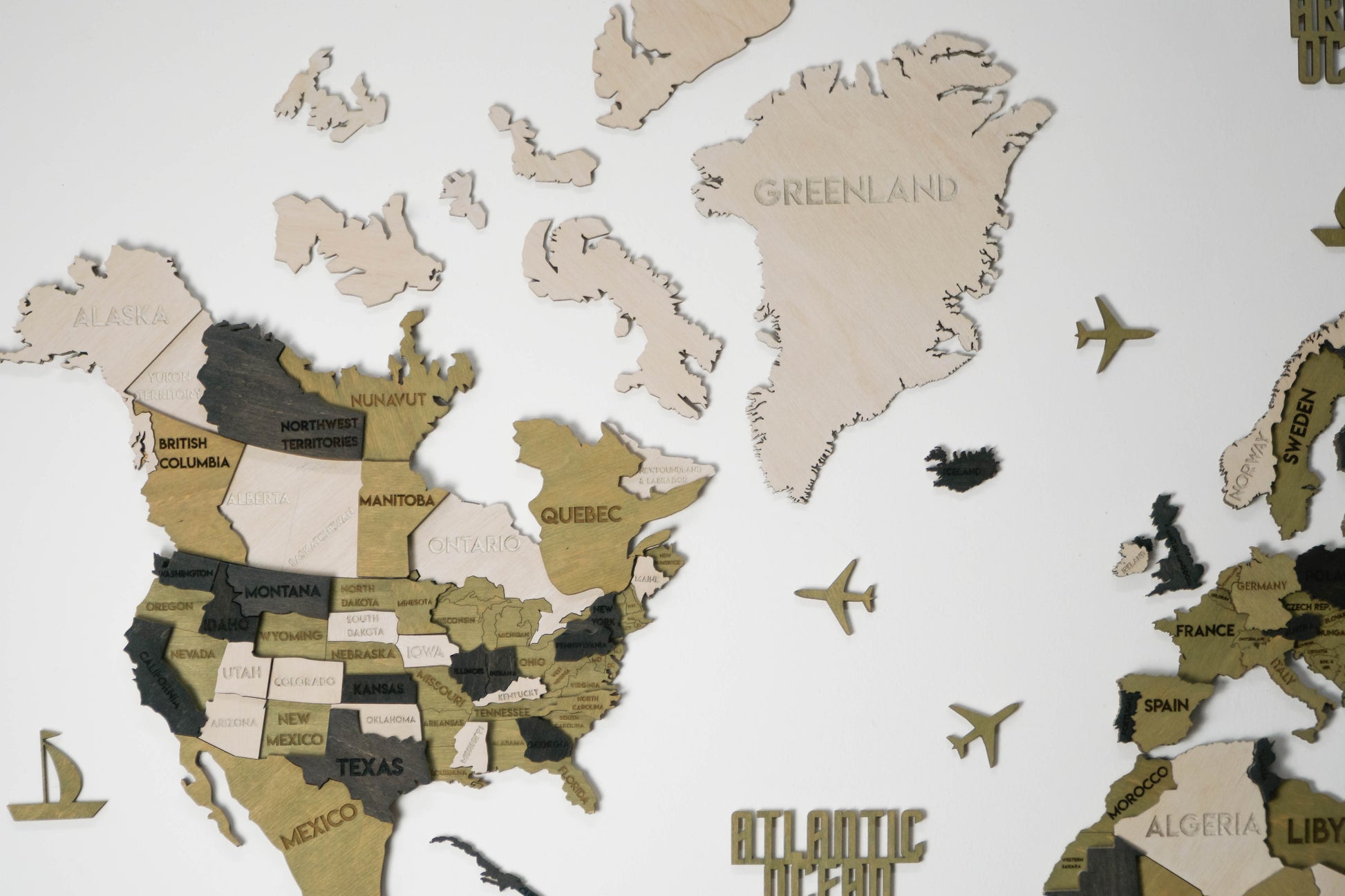 3D Wooden Multilayer world map color Verde