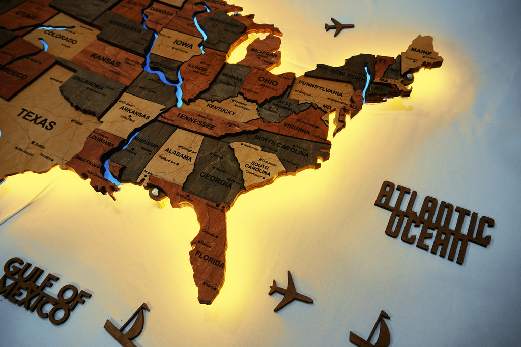 Wooden USA Map With LED – With Rivers, color Warm