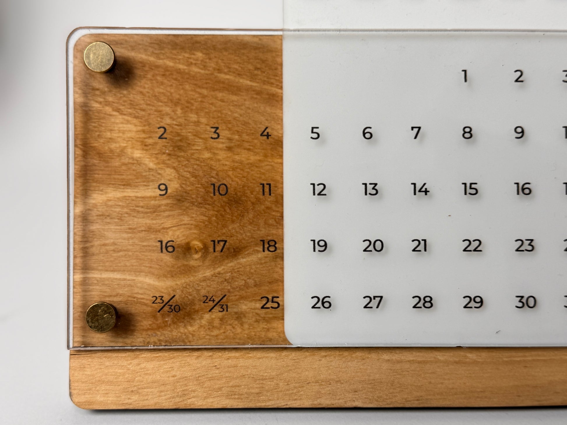 Universal Wooden Desk Calendar with Acrylic, Natural Silver Bark Wood