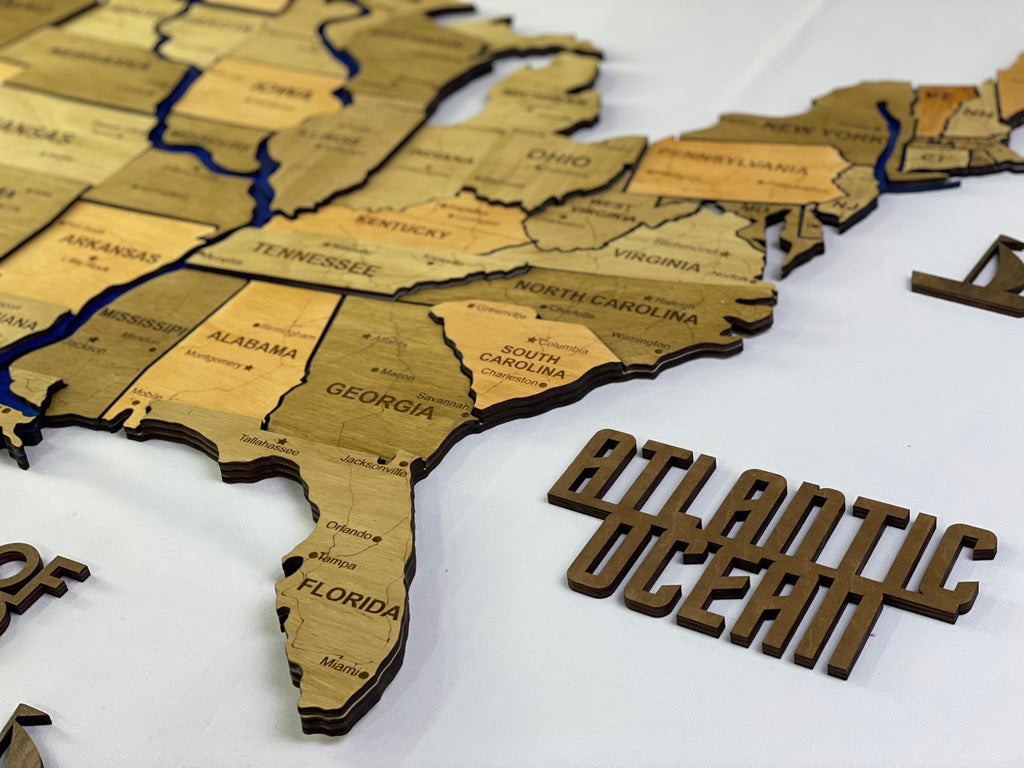 Wooden USA Map  – With Rivers, color Light tree