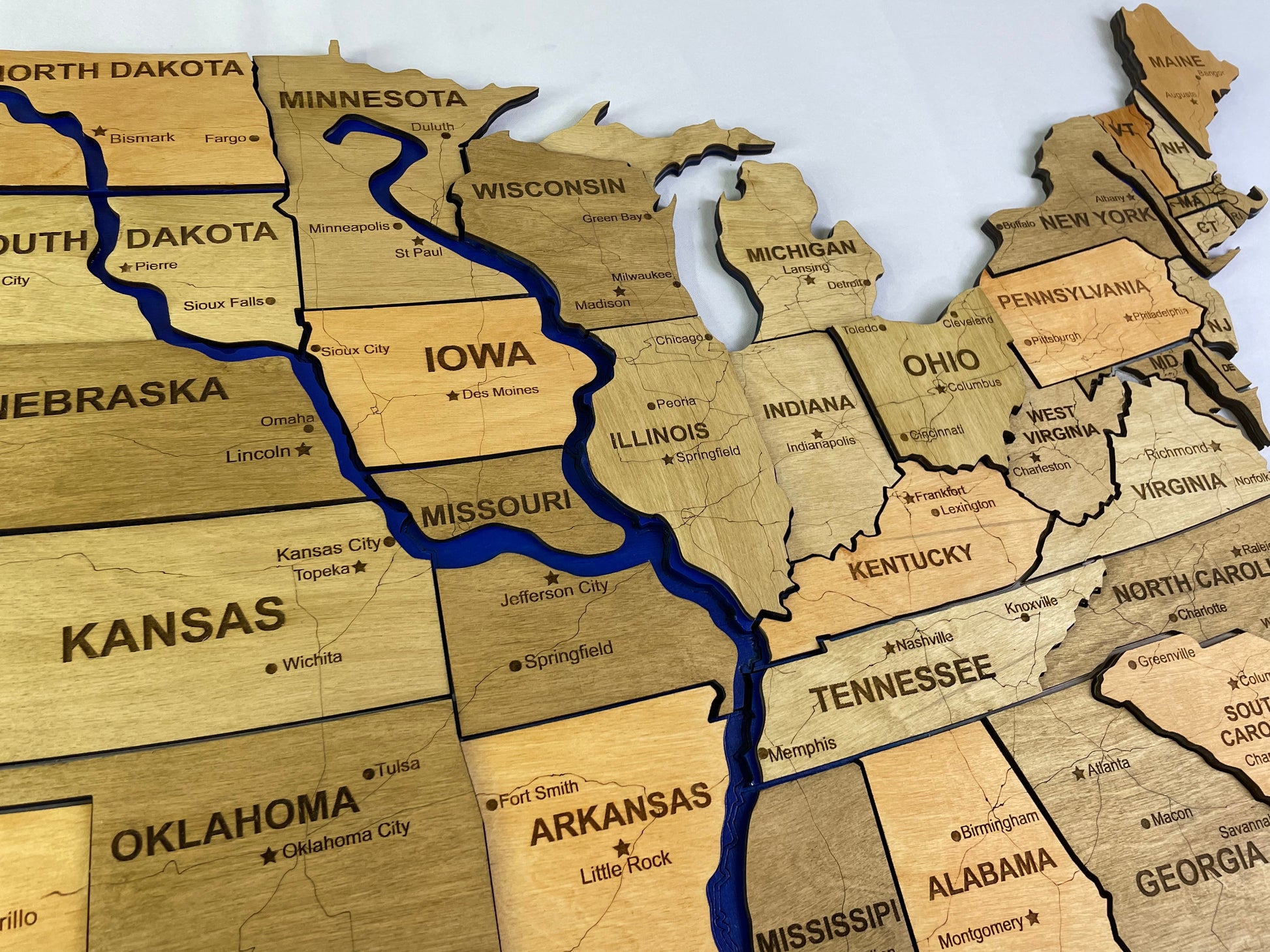 Wooden USA Map  – With Rivers, color Light tree
