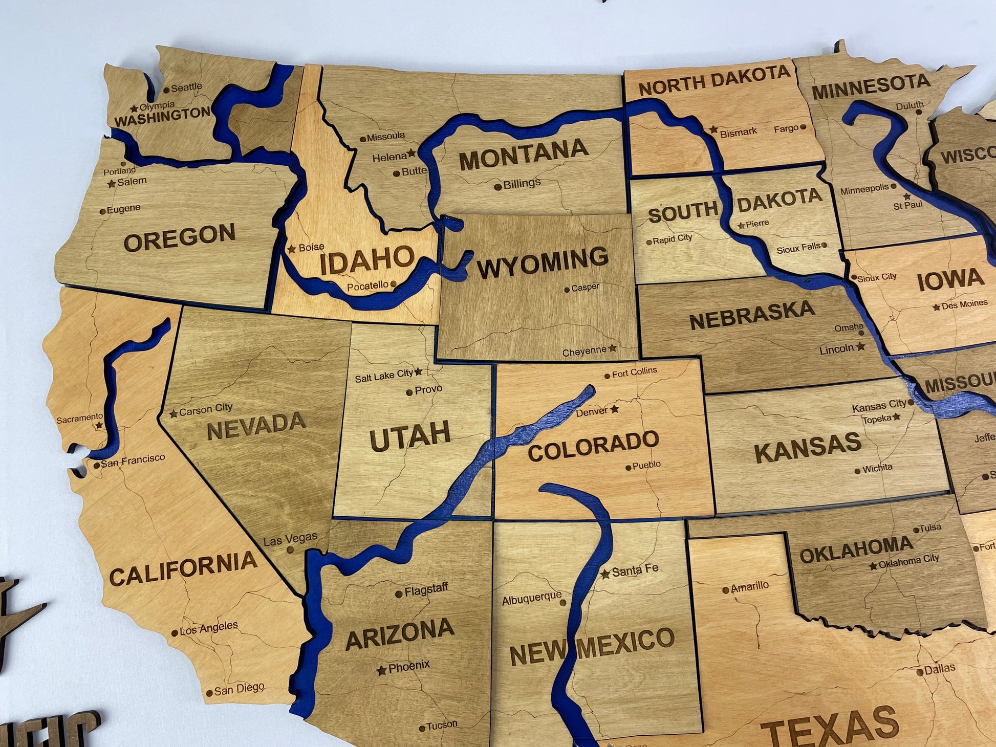 Wooden USA Map  – With Rivers, color Light tree