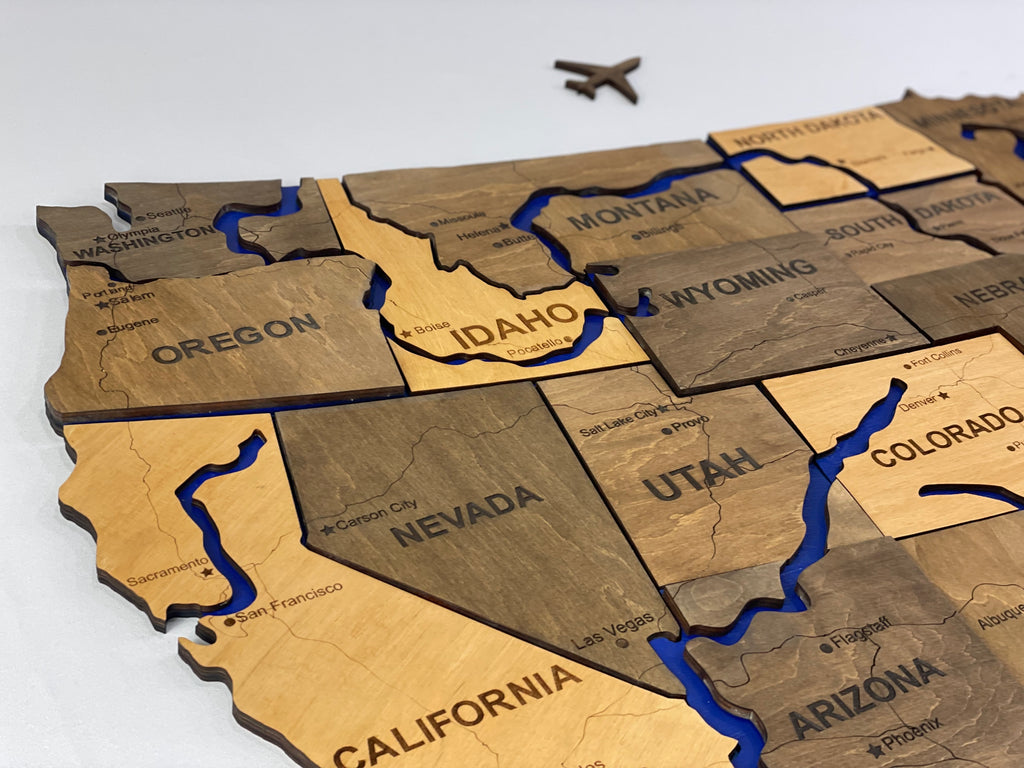 Wooden USA Map  – With Rivers, color Elis