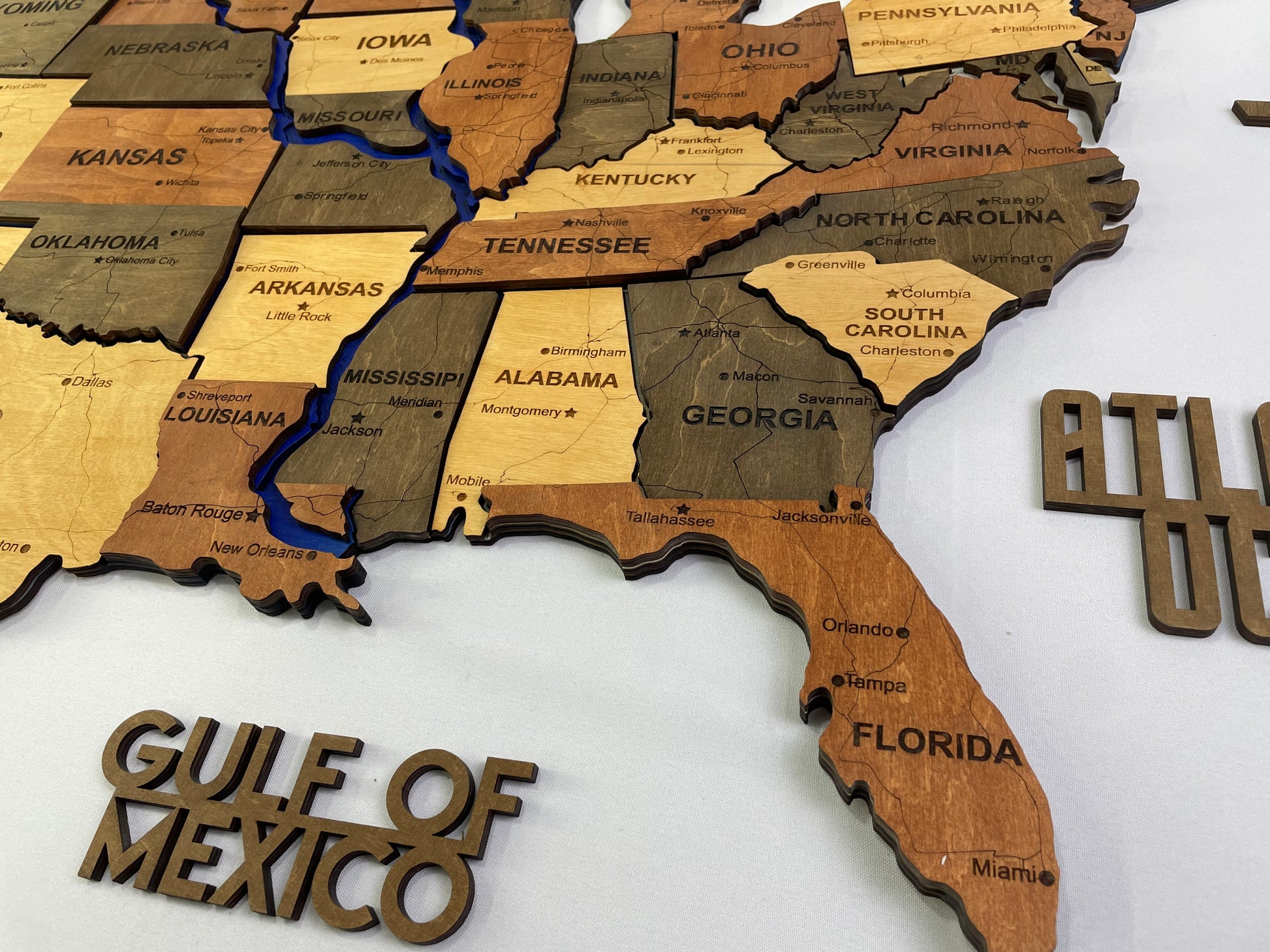 Wooden USA Map  – With Rivers, color Warm