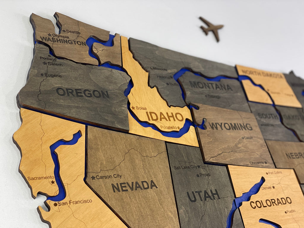 Wooden USA Map  – With Rivers, color Brut