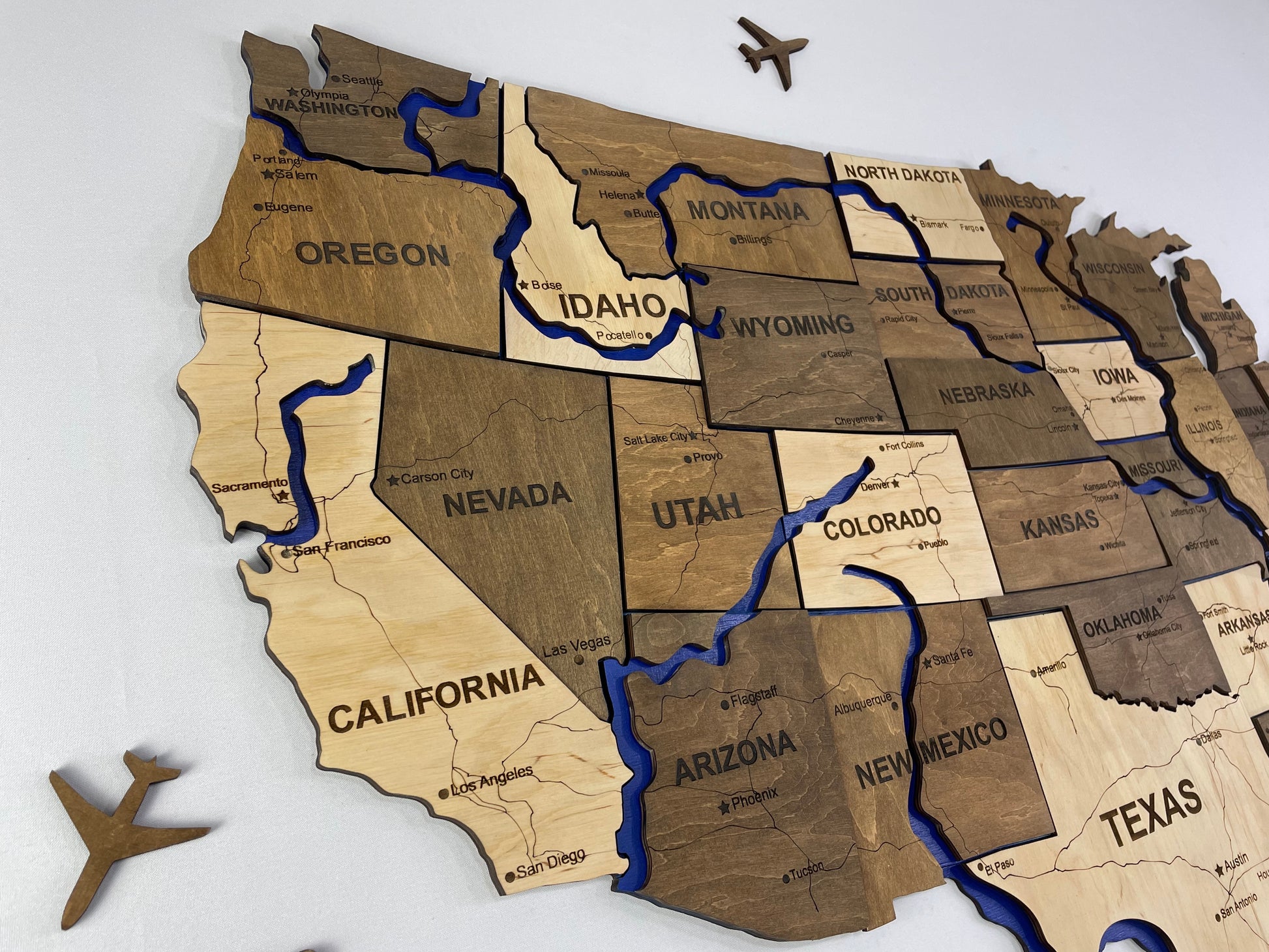 Wooden USA Map  – With Rivers, color Wonder