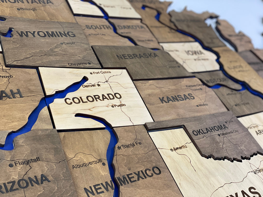 Wooden USA Map  – With Rivers, color Wonder