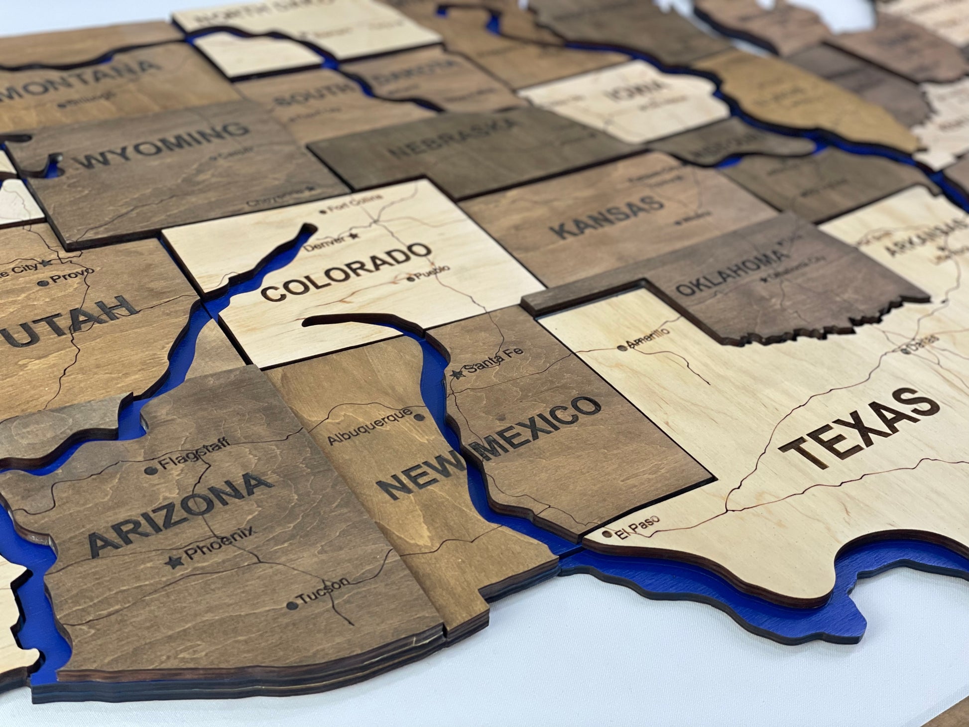 Wooden USA Map  – With Rivers, color Wonder