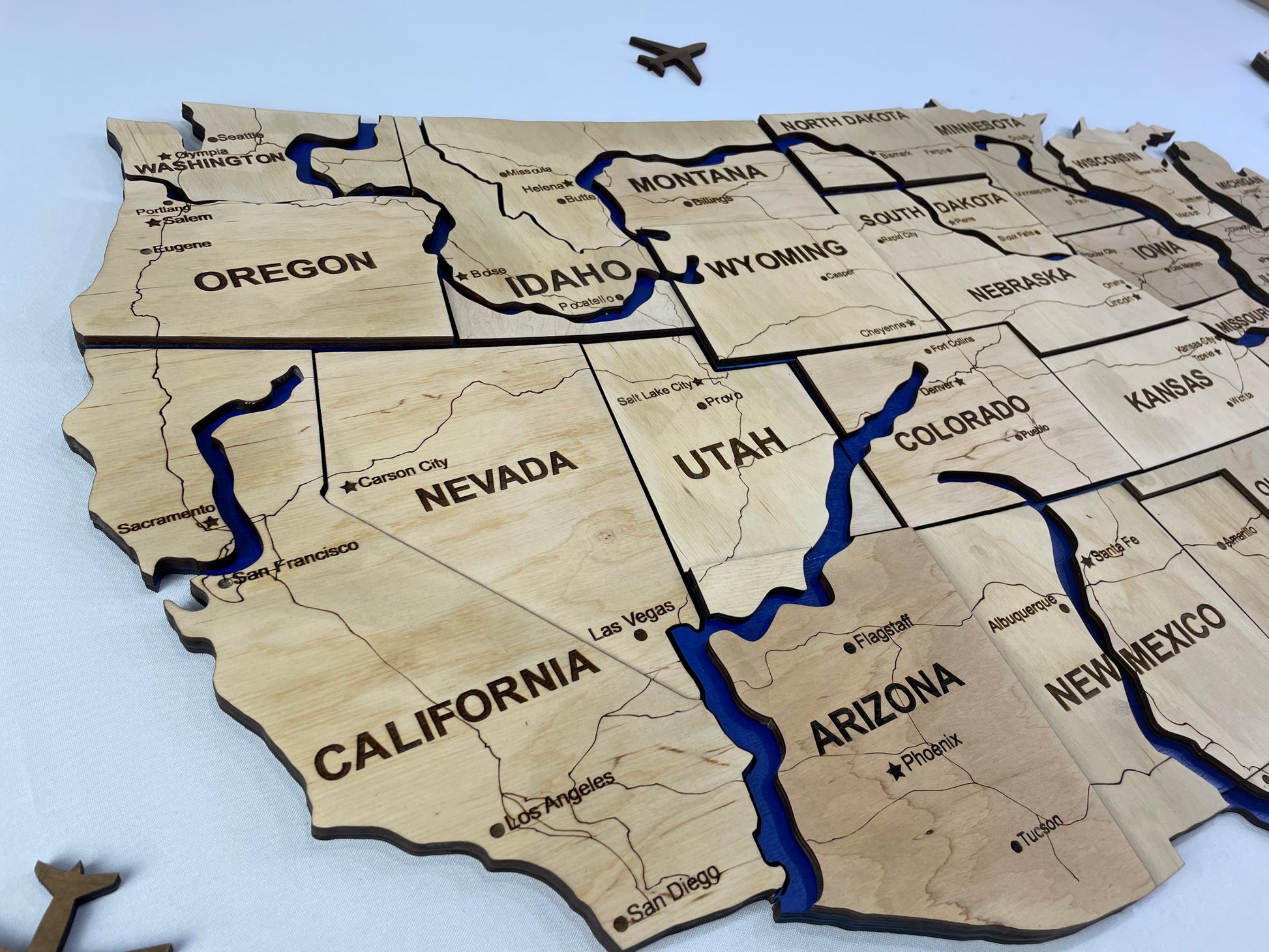 Wooden USA Map  – With Rivers, color Natural