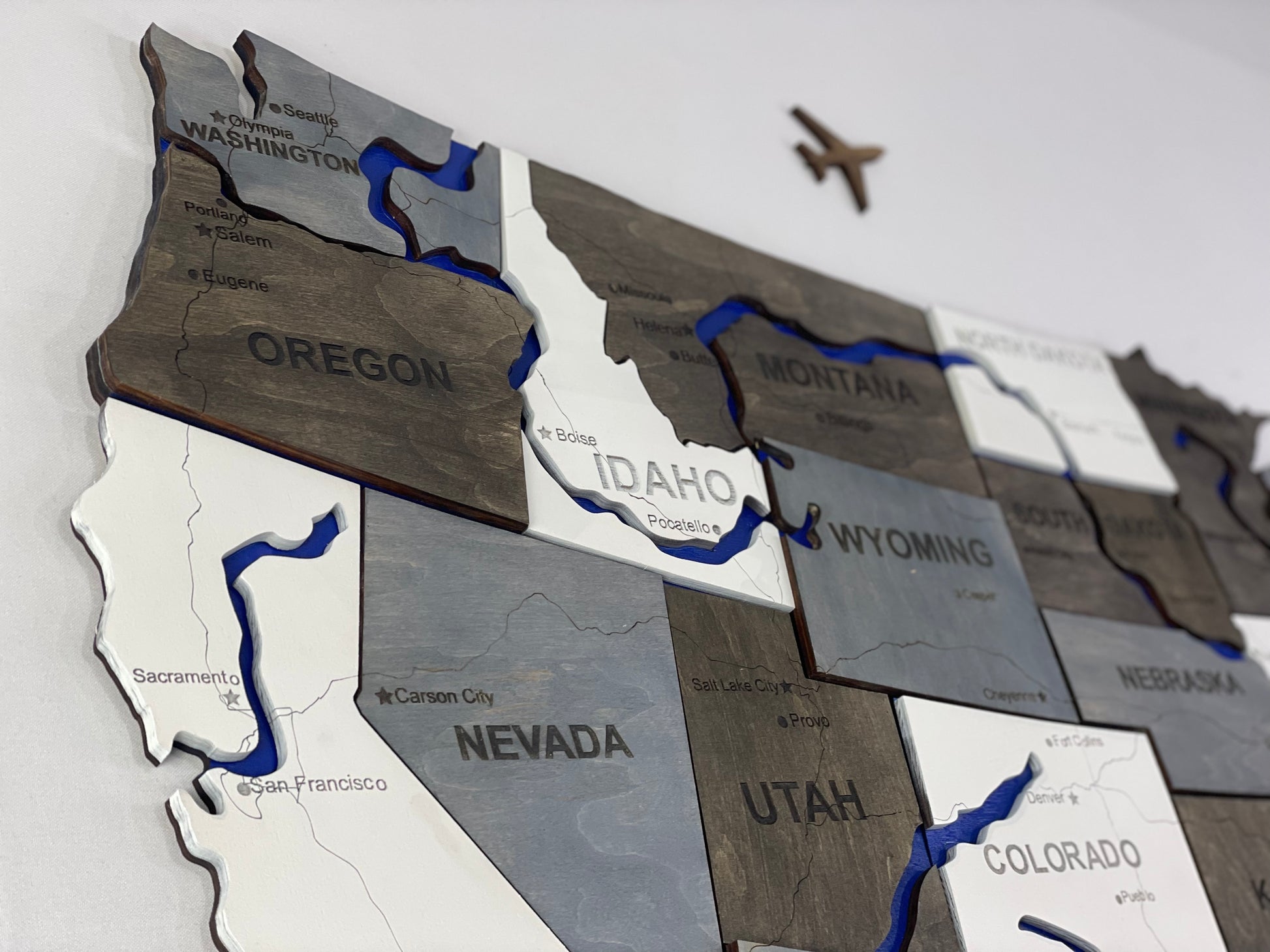 Wooden USA Map  – With Rivers, color Loft