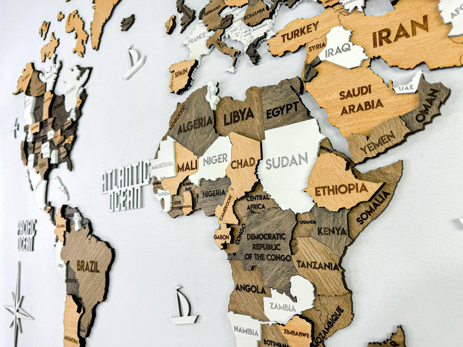 3D Wooden Multilayer world map color Capucino