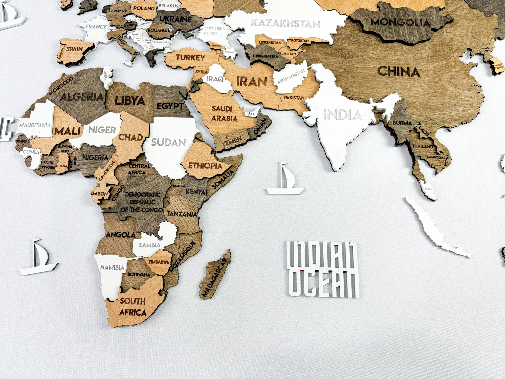 3D Wooden Multilayer world map color Capucino