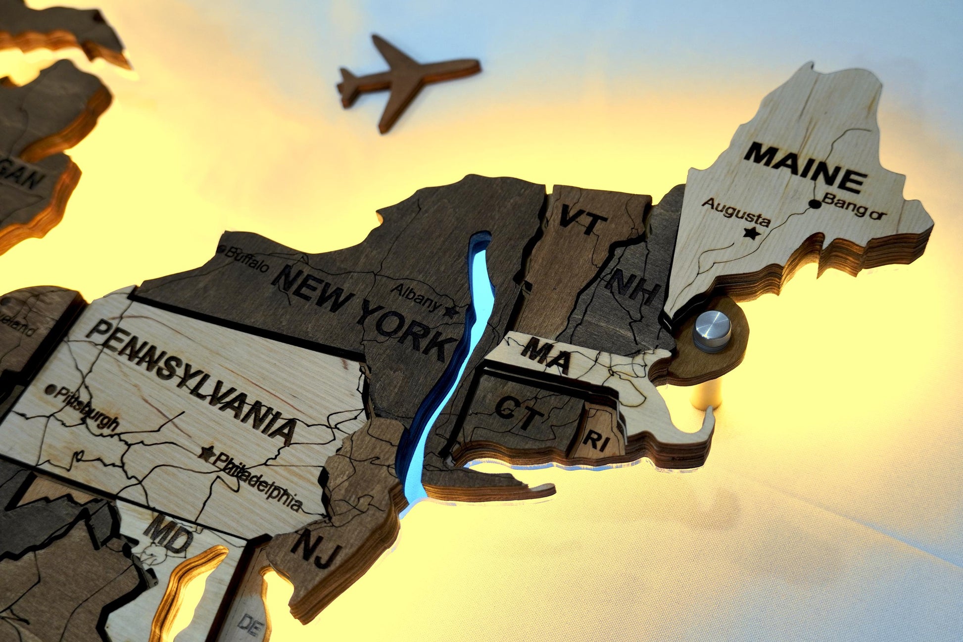 Wooden USA Map With LED – Illuminated Wall Map With Rivers, 3D Wood USA Decor For Living Room Or Office, Rustic Gift For Men