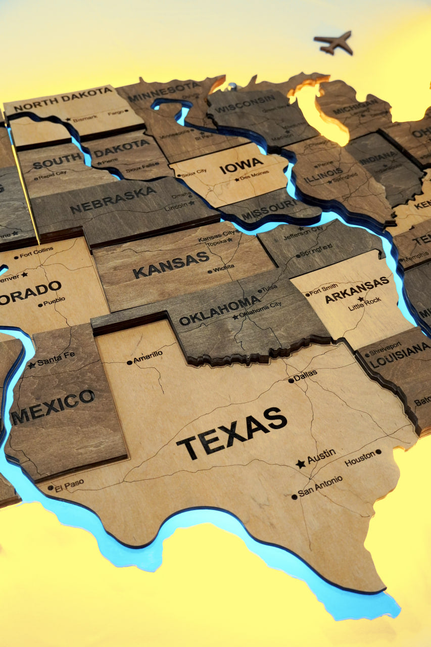 Wooden USA Map With LED – With Rivers, color Elis