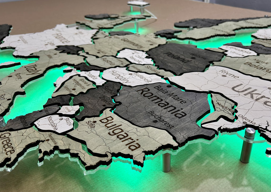 Europe LED RGB map on acrylic glass with backlighting between countries color Verde