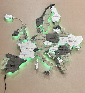 Europe LED RGB map on acrylic glass with backlighting between countries color Verde